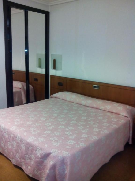 Santacruz Otel Oviedo Dış mekan fotoğraf